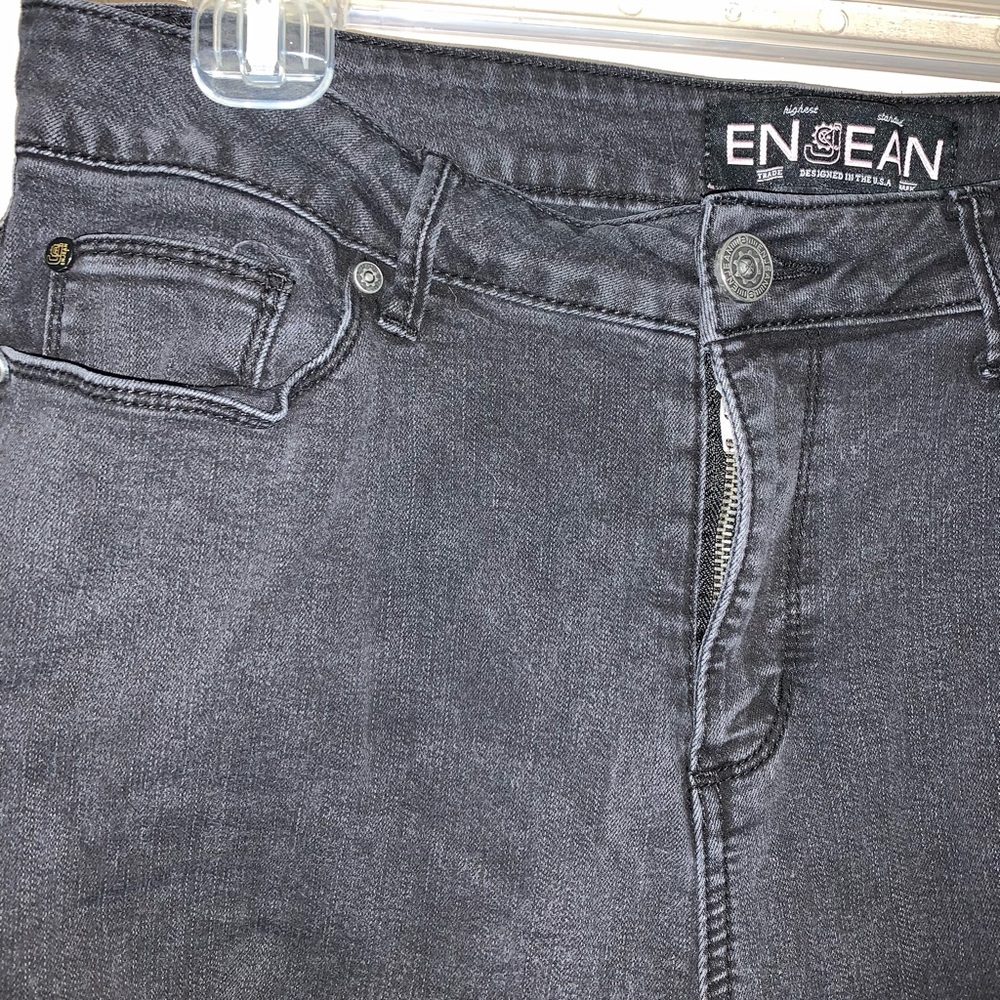 Black Ripped Skinny Jeans